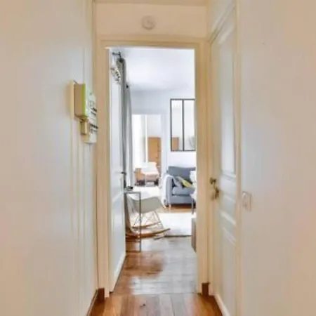 Charmant 2 Pieces, Xve Apartment Paris